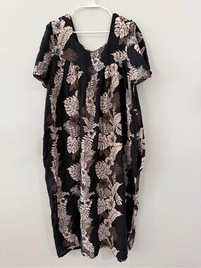 VINTAGE Daffodil Black Tan White Floral Cotton Women's Plus Maxi Dress Cover-Up
